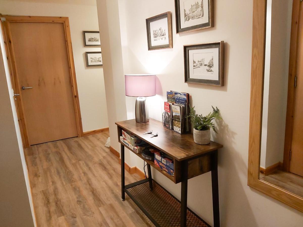 Inverness City Centre Apartment With Elevator And Google Chromecast Экстерьер фото