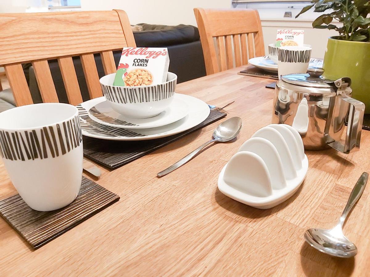 Inverness City Centre Apartment With Elevator And Google Chromecast Экстерьер фото